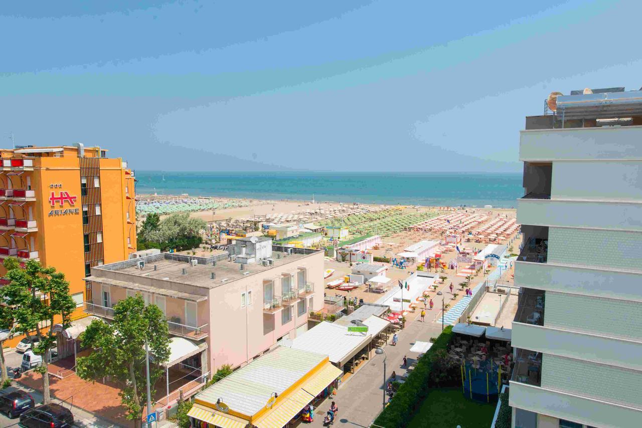 Hotel 2000 Rimini Exteriör bild